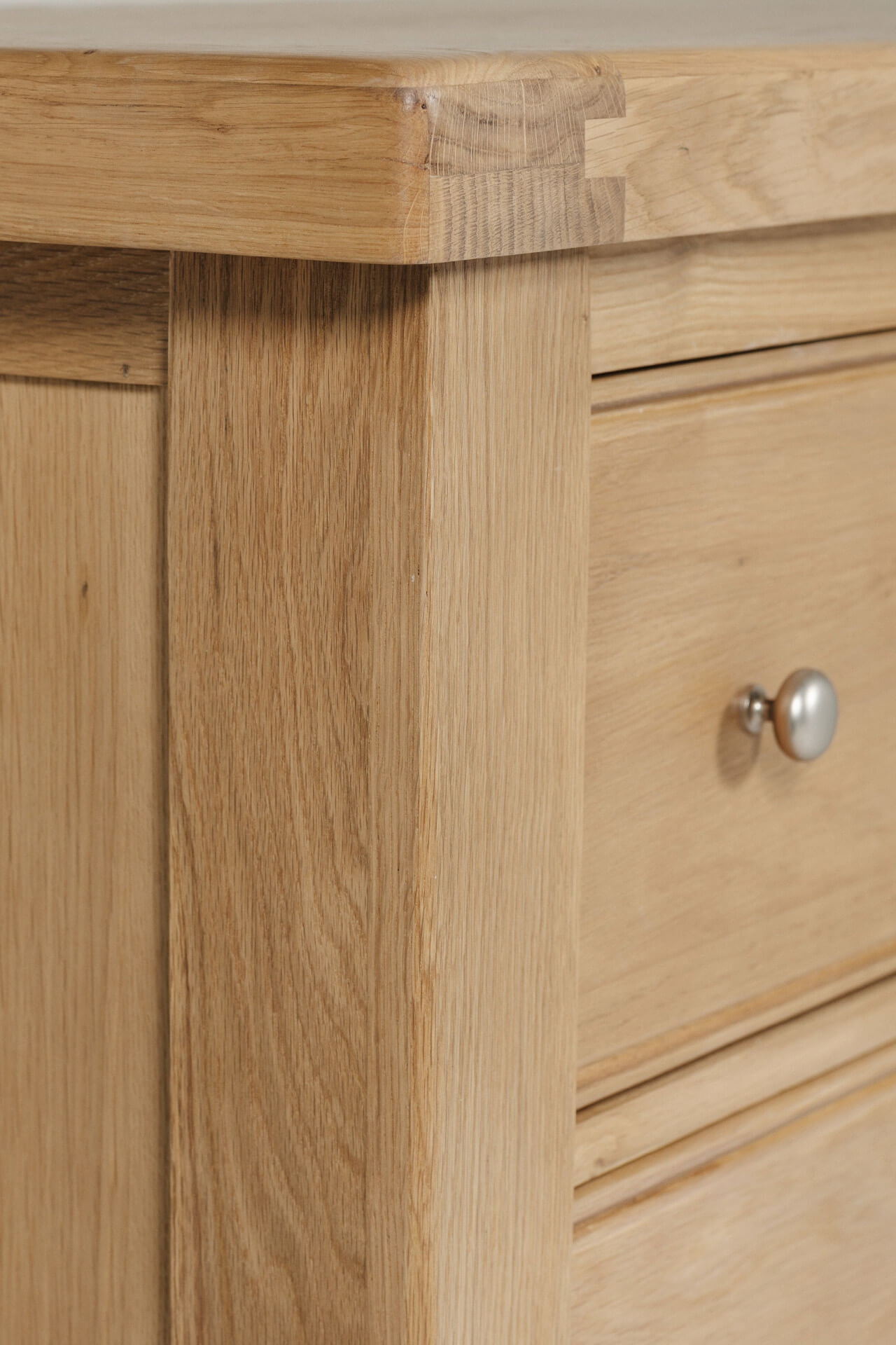 Newhaven 6 drawer oak chest - Image 3